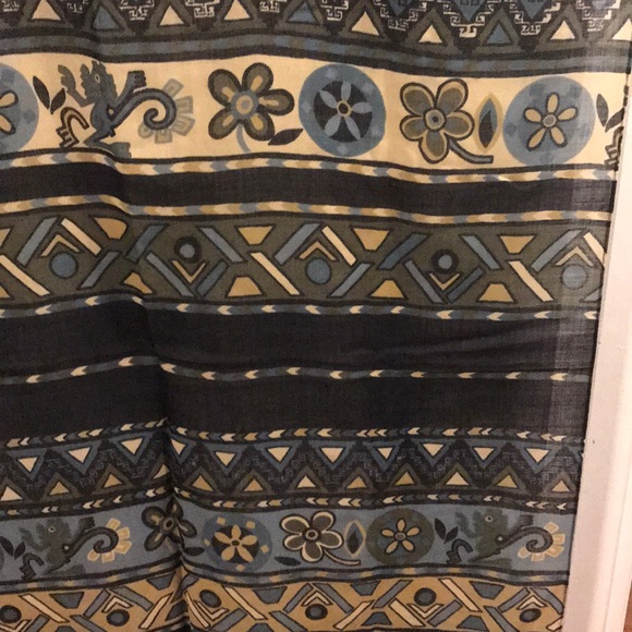 Jaeger fine wool scarf - Picture 4 of 4